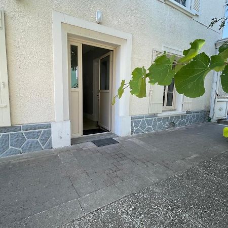 תוארס Le Logis De La Place מראה חיצוני תמונה