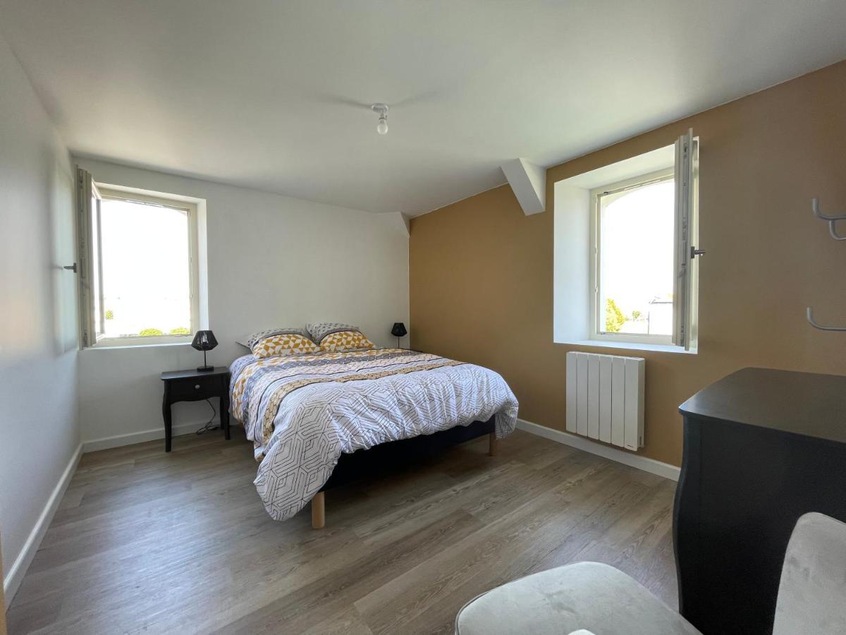 תוארס Le Logis De La Place מראה חיצוני תמונה
